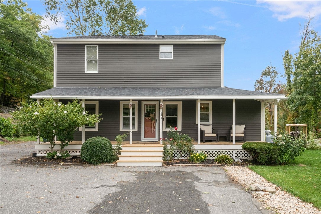 439 Farnum Pike 441