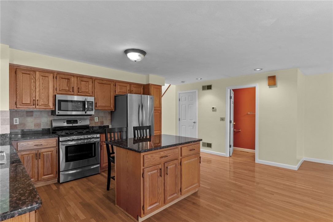10 Tamarac Drive F