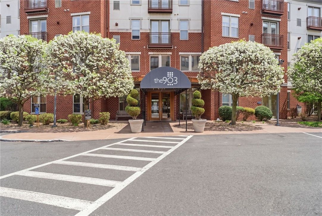 1000 Providence Place 162