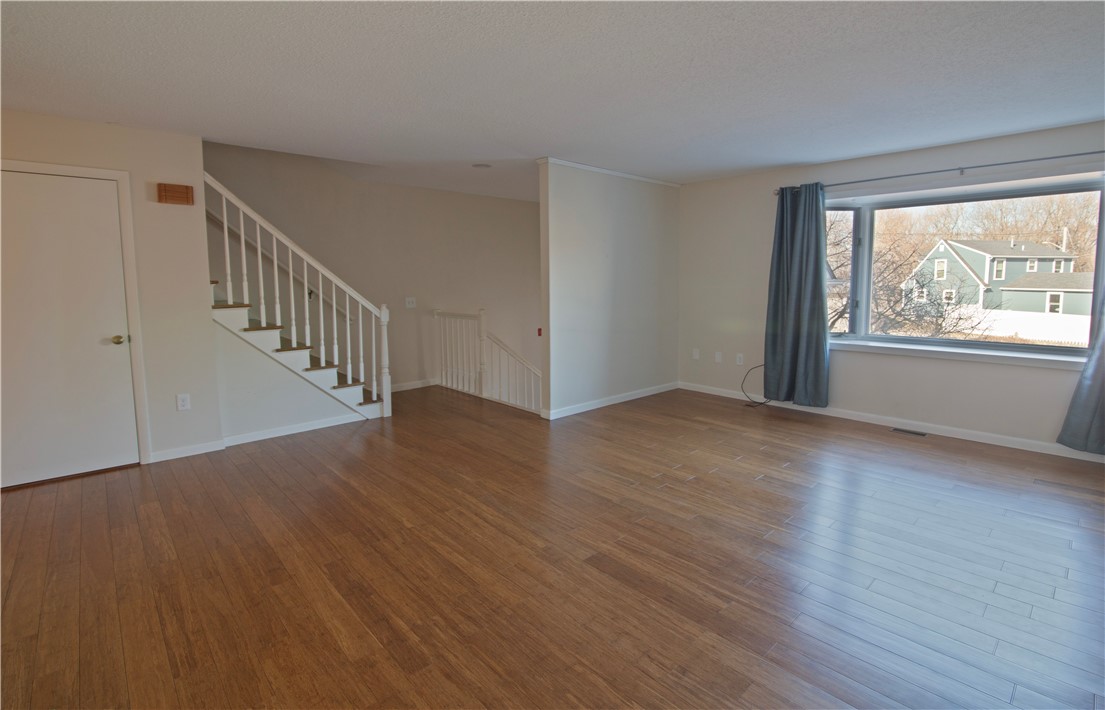 60 Margin Street 102