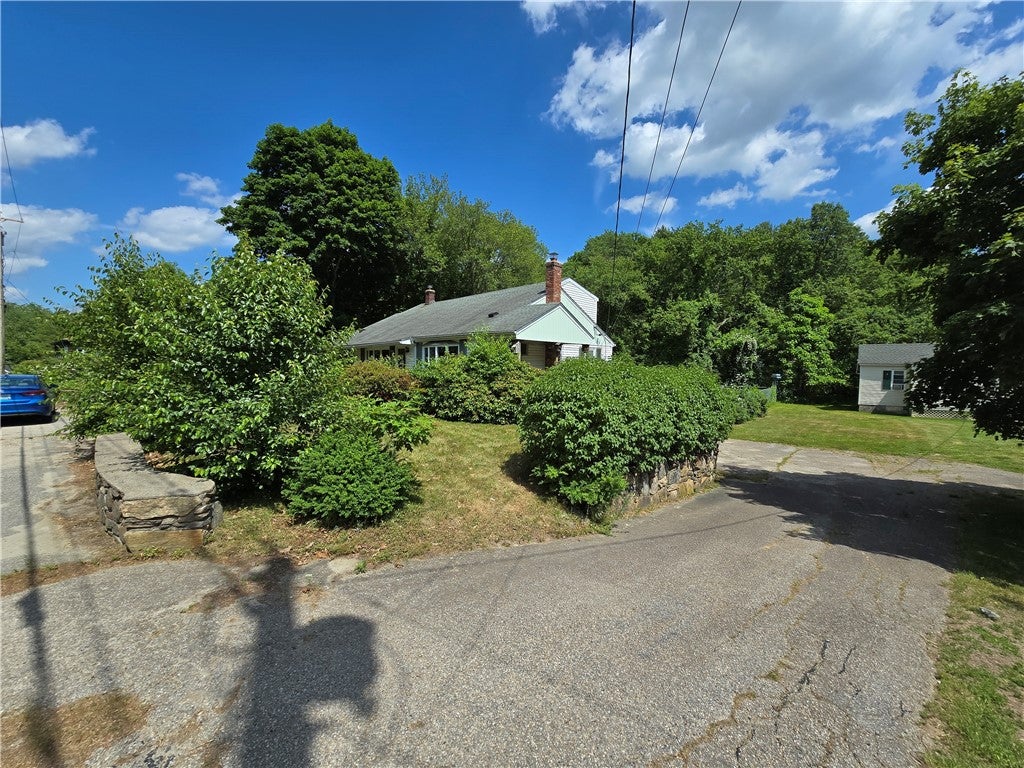2777 Victory Highway