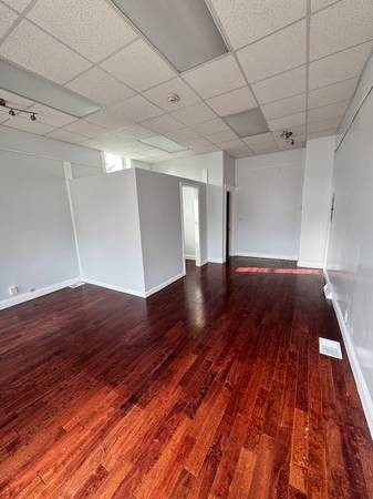 194 1/2 Hillside Avenue