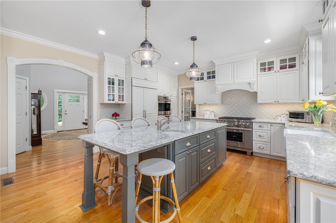 4 Brookfield Court