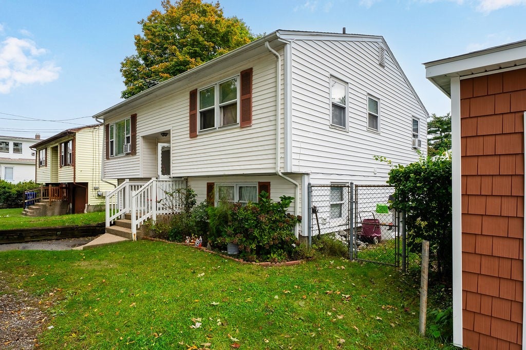 81 Petteys Avenue