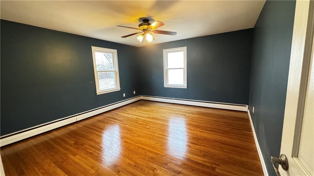 North Providence, Rhode Island 02904, United States, 3 Bedrooms Bedrooms, ,2 BathroomsBathrooms,Residential,Active,254765