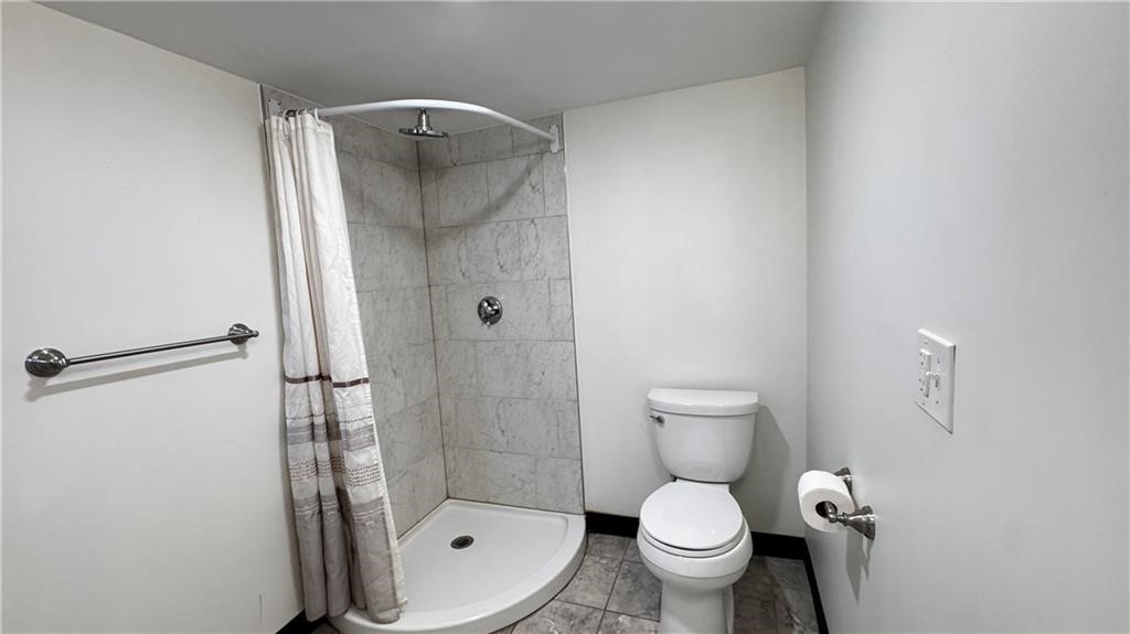 North Providence, Rhode Island 02904, United States, 3 Bedrooms Bedrooms, ,2 BathroomsBathrooms,Residential,Active,254765