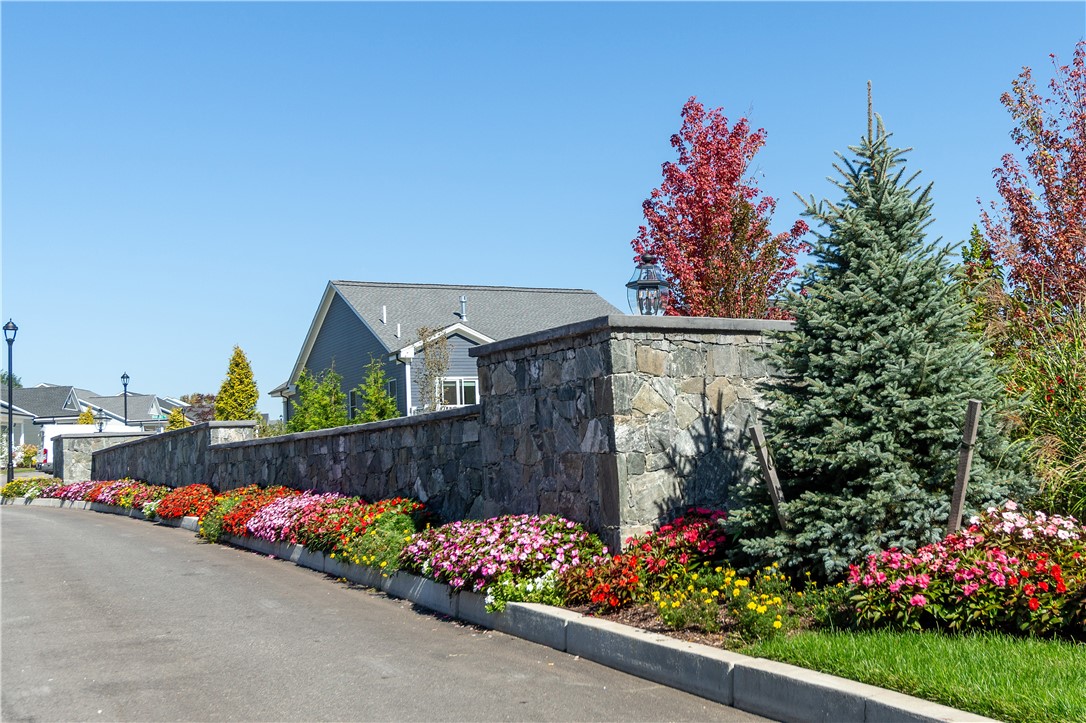 Coventry, Rhode Island 02816, United States, 3 Bedrooms Bedrooms, ,3 BathroomsBathrooms,Residential,Active,183237