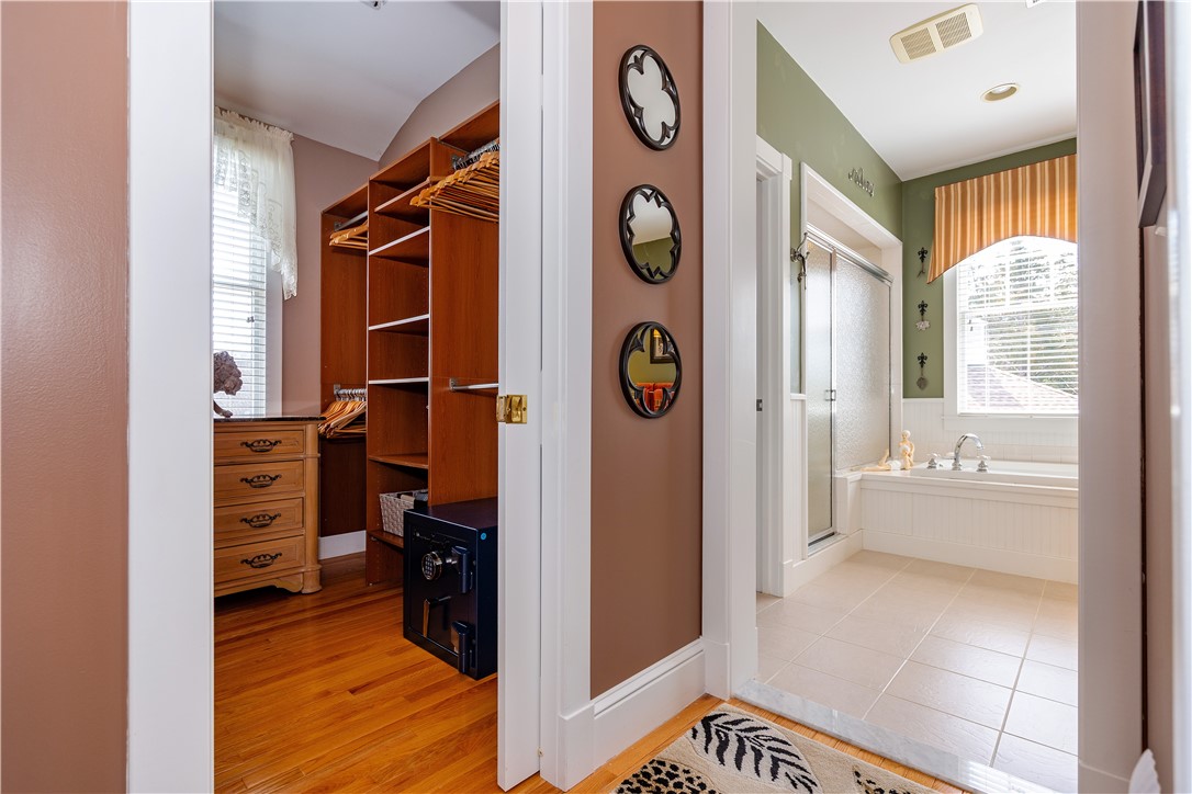 North Kingstown, Rhode Island 02852, United States, 3 Bedrooms Bedrooms, ,3 BathroomsBathrooms,Residential,Active,113544