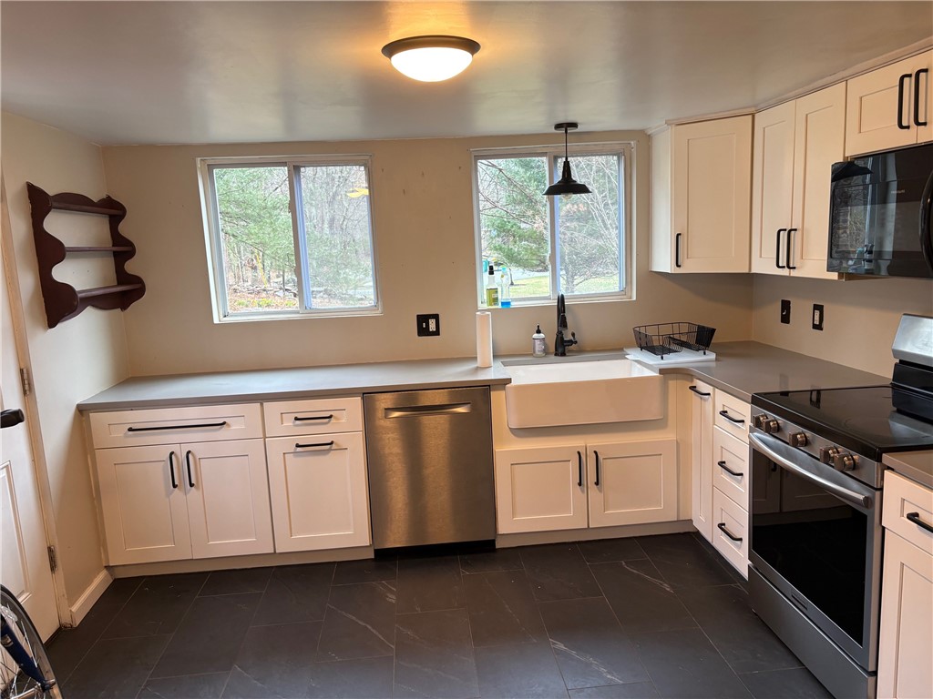 312 Rocky Hill Road