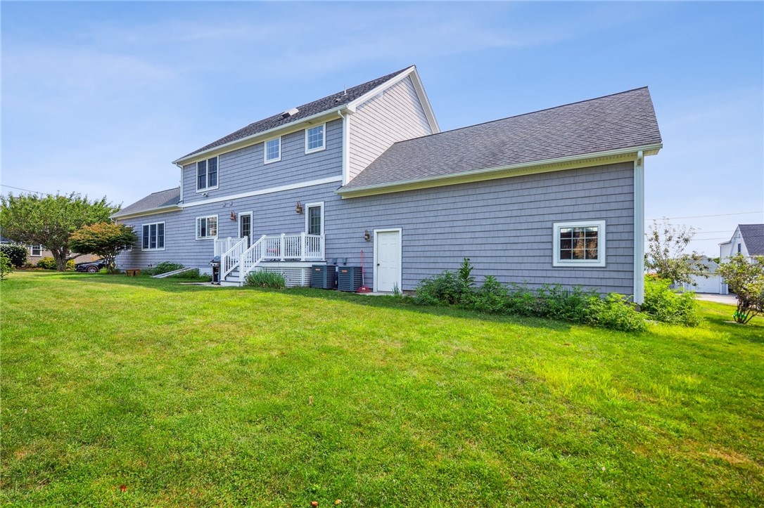 18 Anawan Avenue