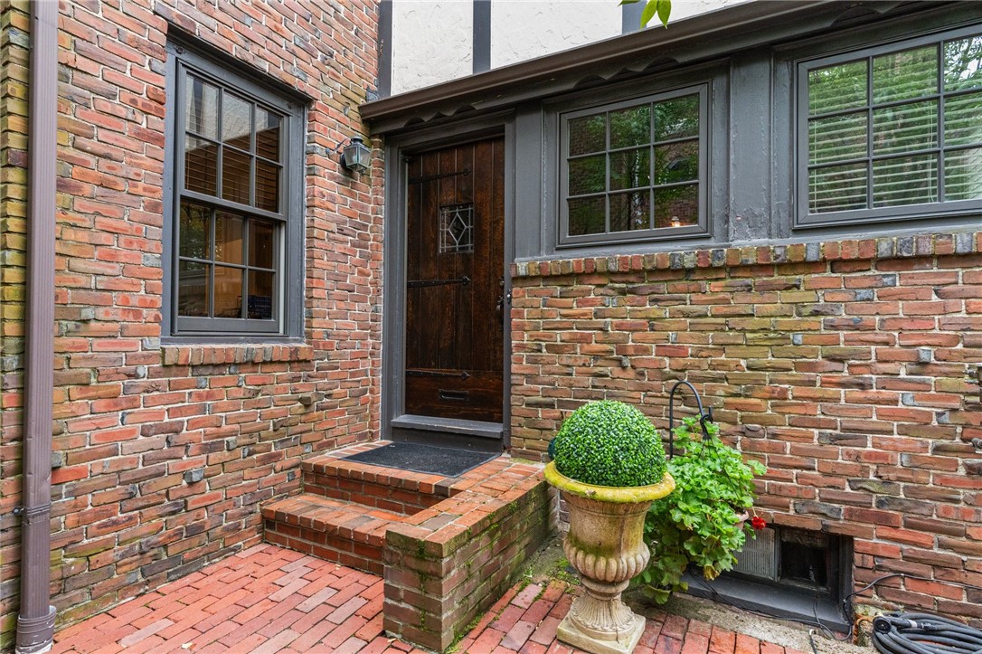 87 Blackstone Boulevard