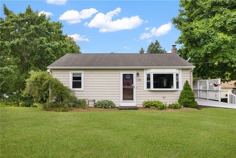 Single Family Residence in Coventry RI 1428 Main Street.jpg