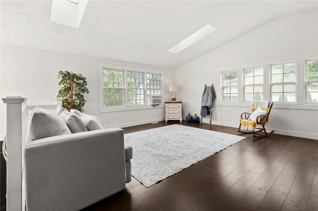 40 Poppy Place