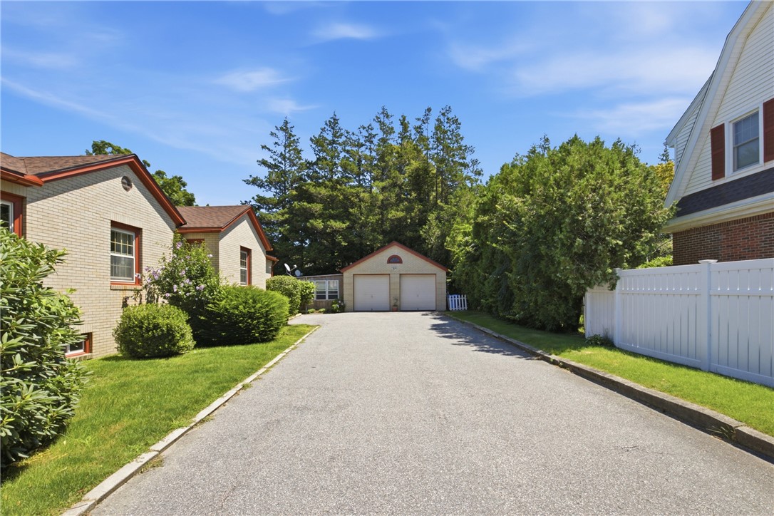 247 West Main Road