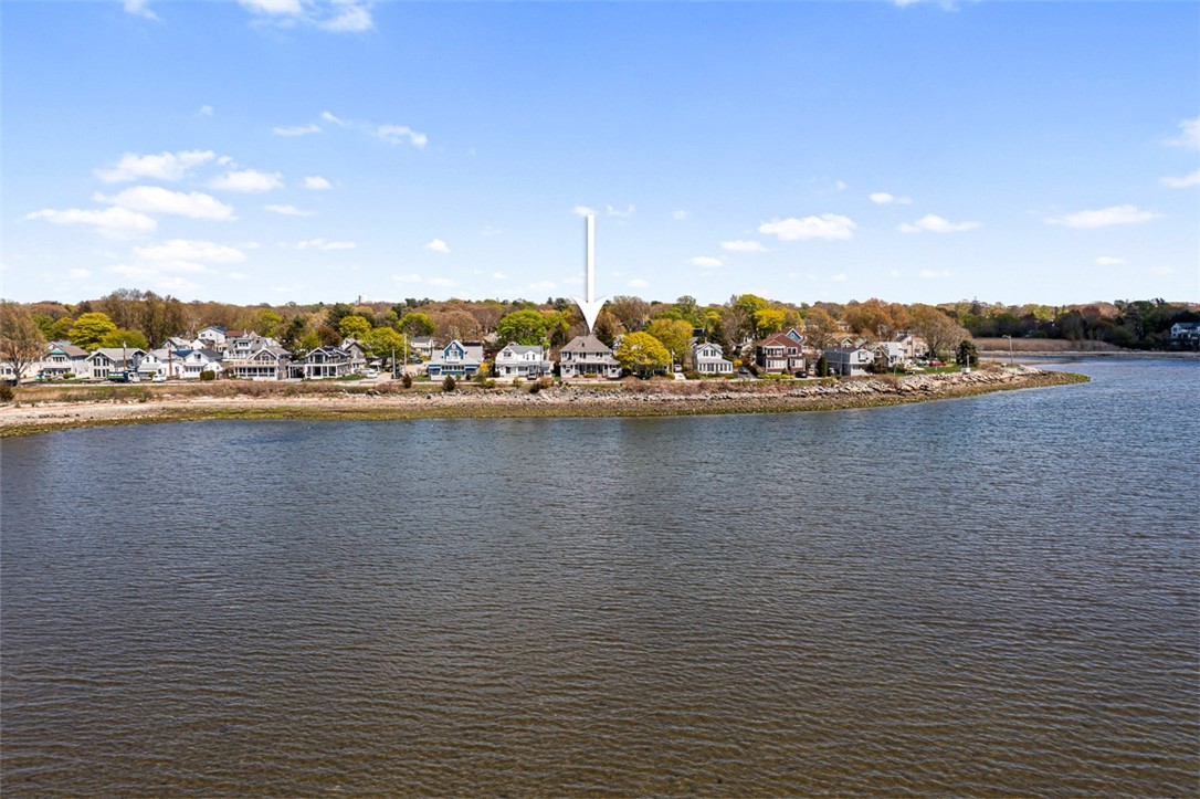 15 Shore Drive