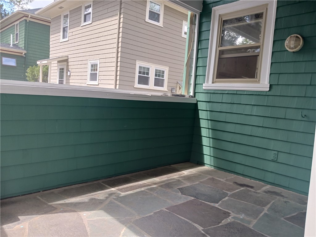 19 Vassar Avenue