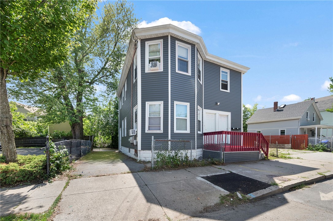 346 Douglas Avenue
