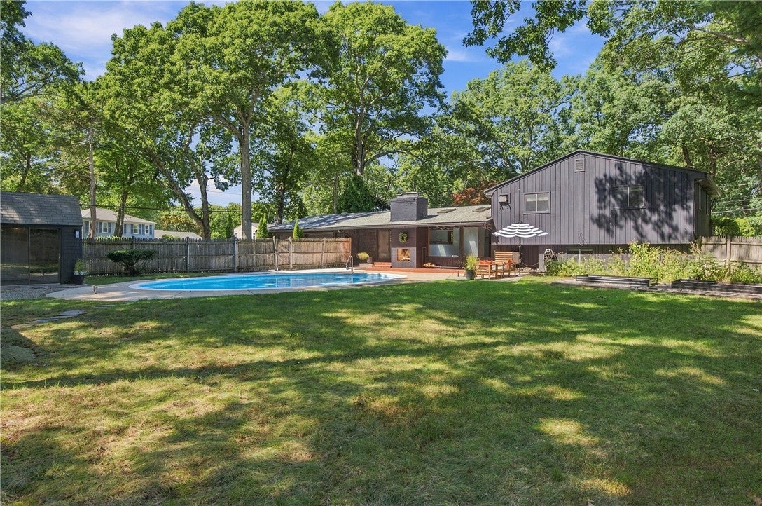 160 Windermere Way