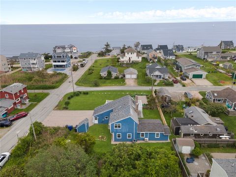 7 Conant Avenue Narragansett RI 02882