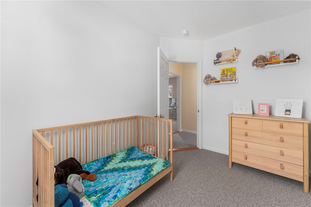 Cranston, Rhode Island 02905, United States, 4 Bedrooms Bedrooms, ,2 BathroomsBathrooms,Residential,Active,207361