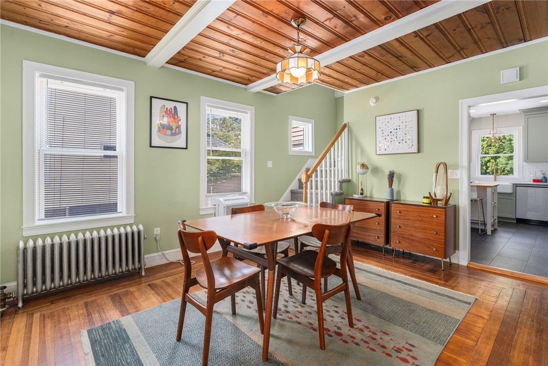 Cranston, Rhode Island 02905, United States, 4 Bedrooms Bedrooms, ,2 BathroomsBathrooms,Residential,Active,207361