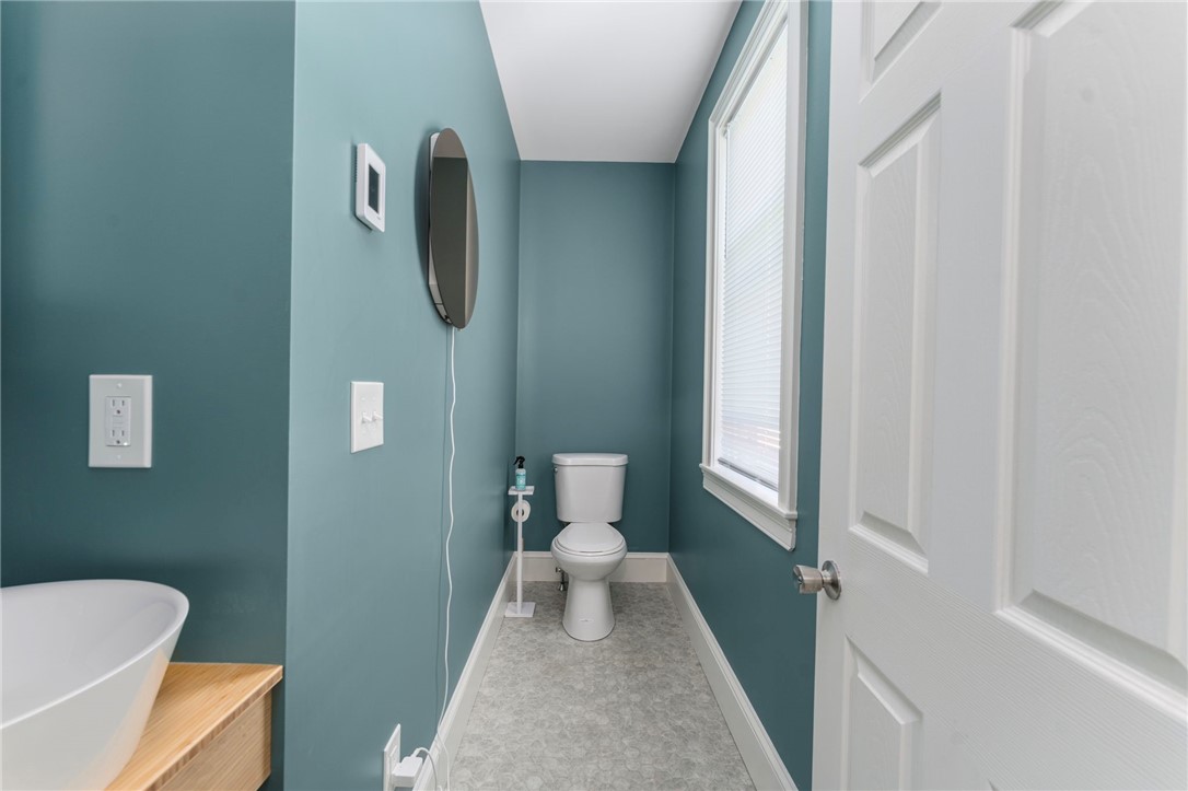 Cranston, Rhode Island 02905, United States, 4 Bedrooms Bedrooms, ,2 BathroomsBathrooms,Residential,Active,207361