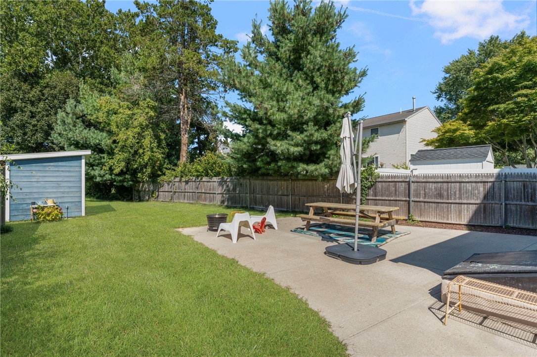 Cranston, Rhode Island 02905, United States, 4 Bedrooms Bedrooms, ,2 BathroomsBathrooms,Residential,Active,207361