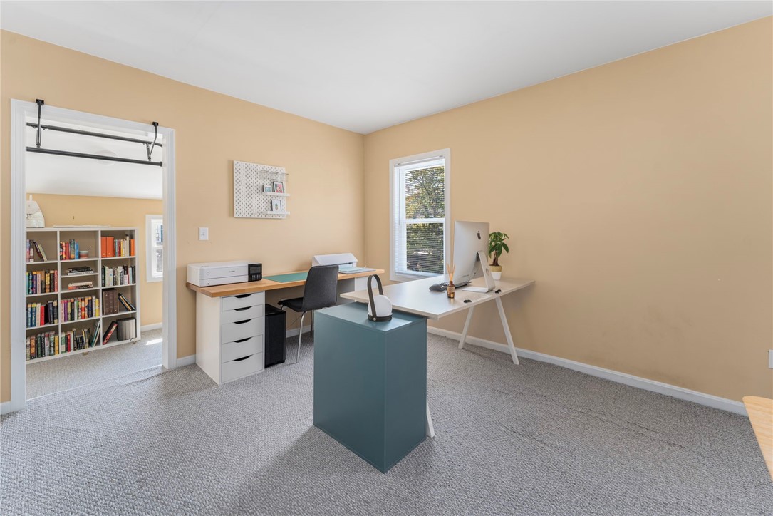 Cranston, Rhode Island 02905, United States, 4 Bedrooms Bedrooms, ,2 BathroomsBathrooms,Residential,Active,207361