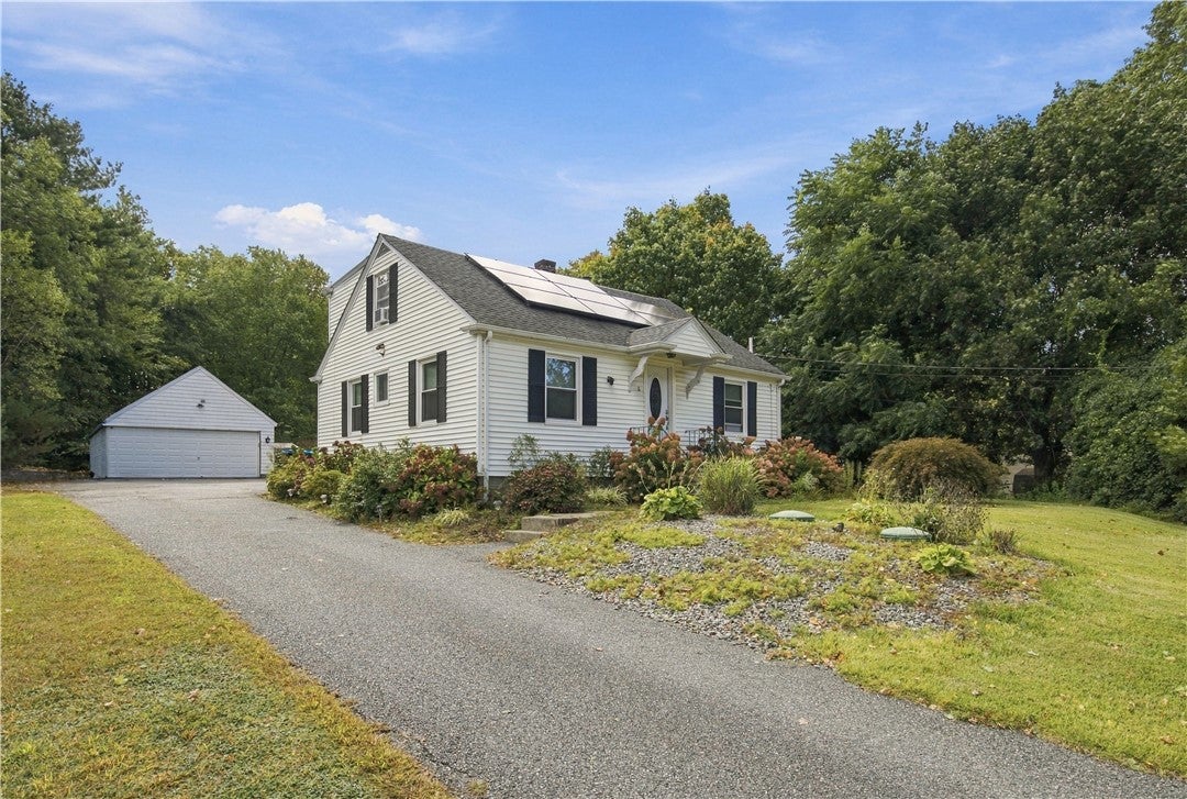 11 Sayles Hill Rd Road