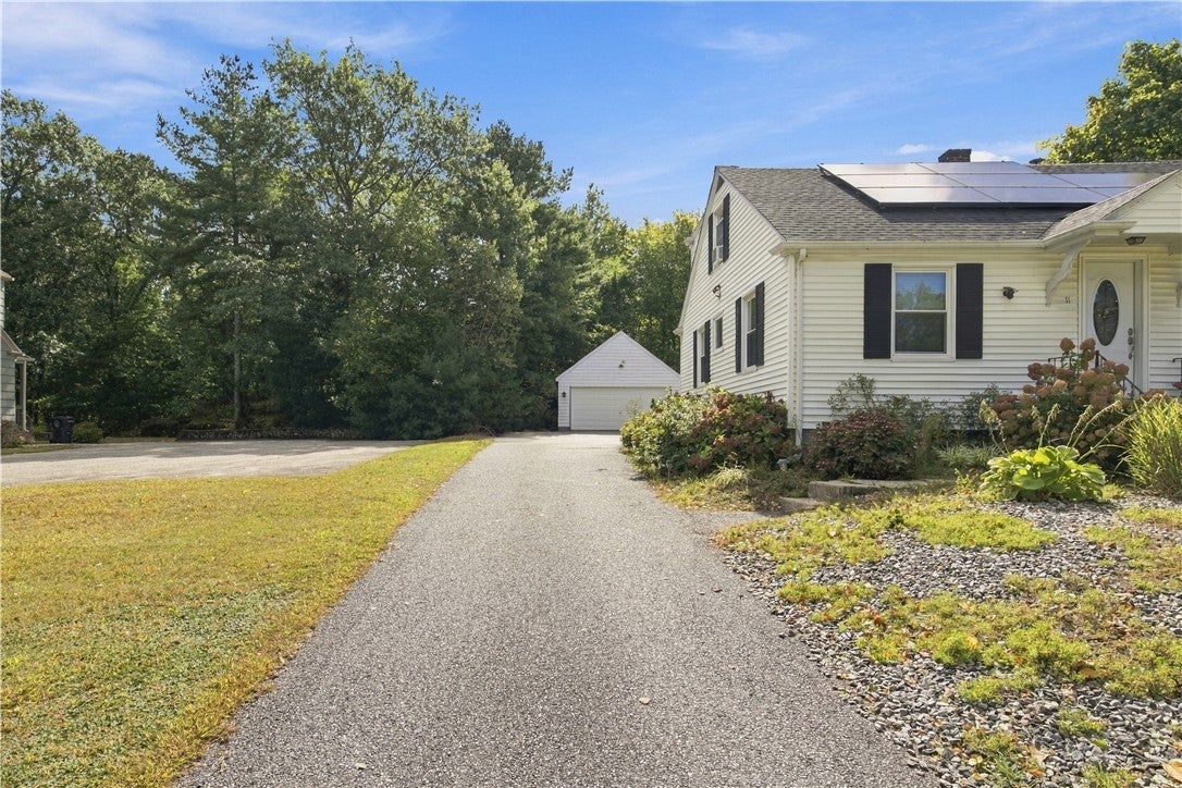 11 Sayles Hill Rd Road