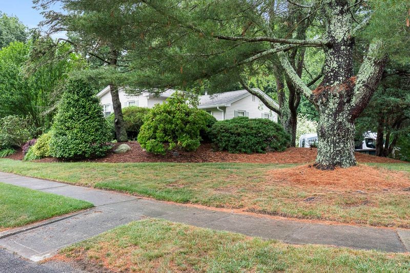 47 Gentian Drive