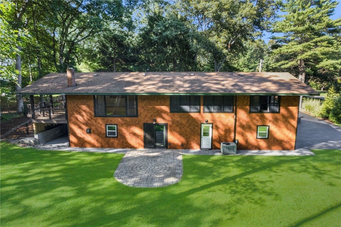 200 River Farm Drive