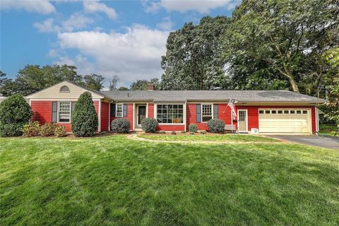 6 Plymouth Drive Barrington RI 02806