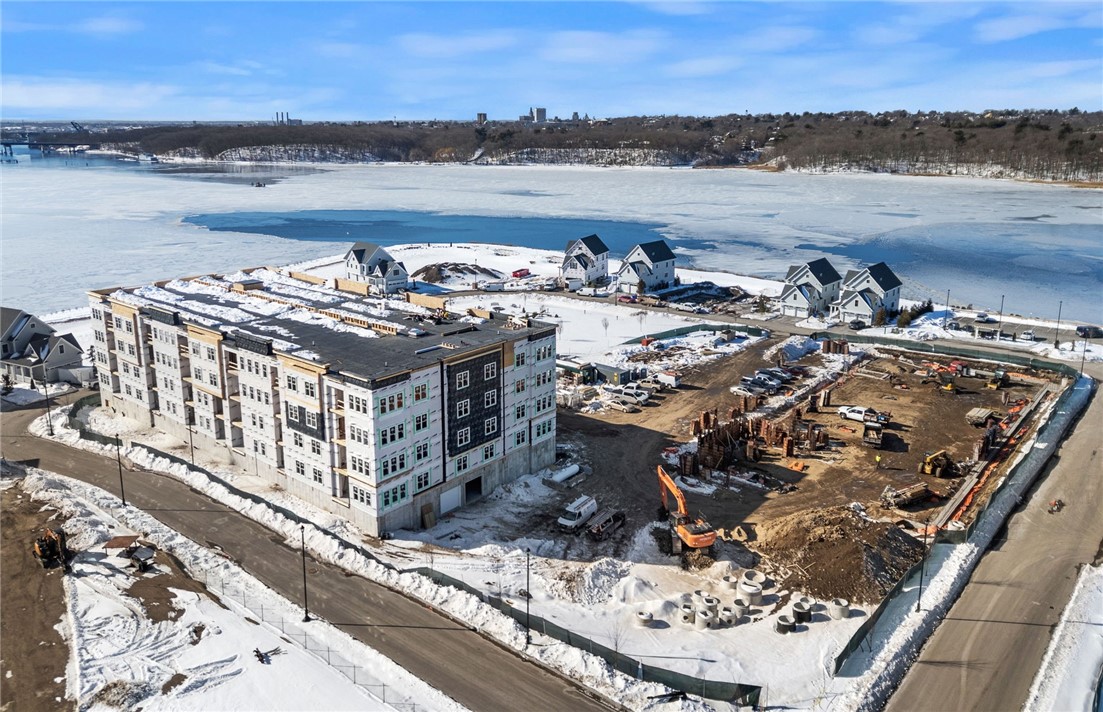 141 East Point Drive 307