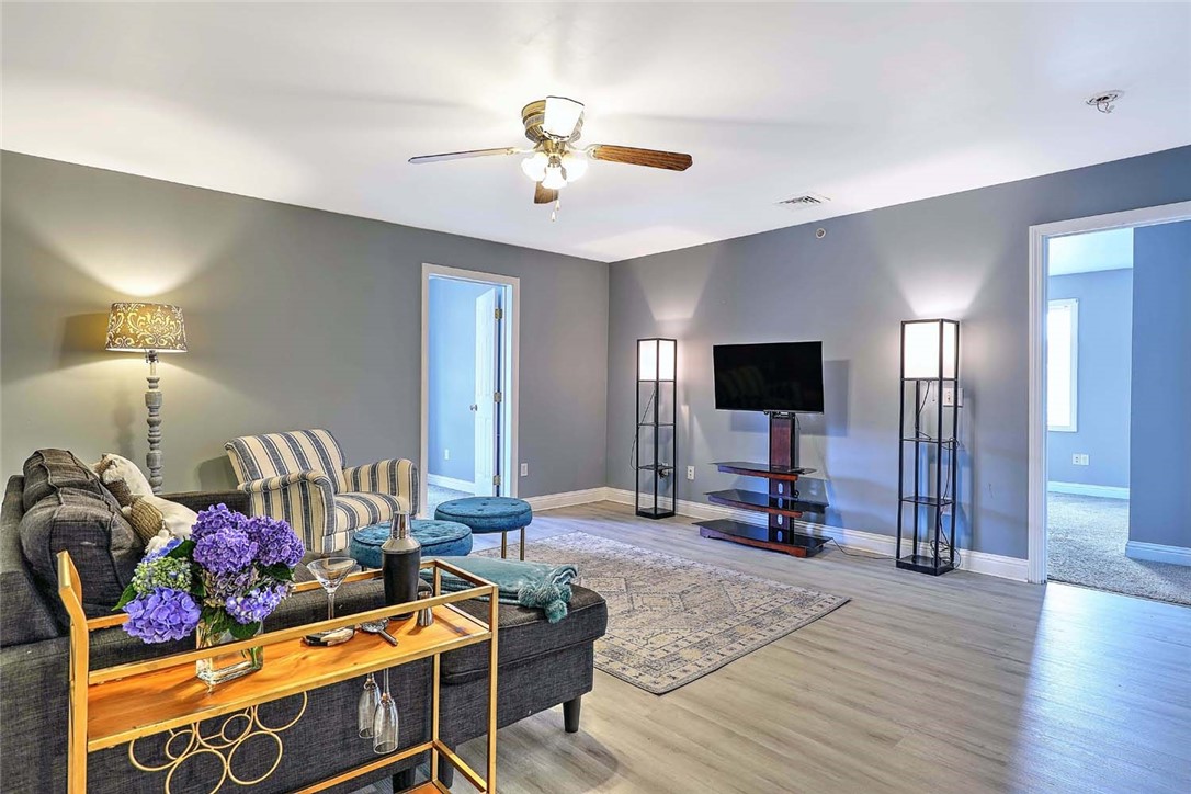 1556 North Main Street Street 7