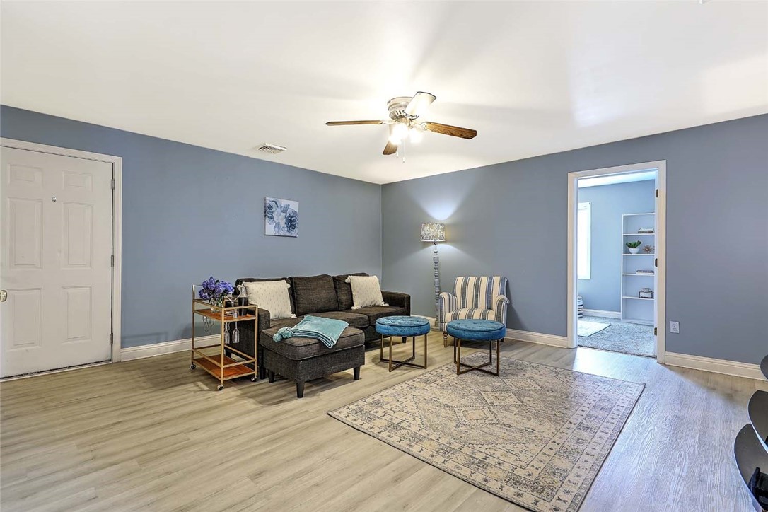 1556 North Main Street Street 7