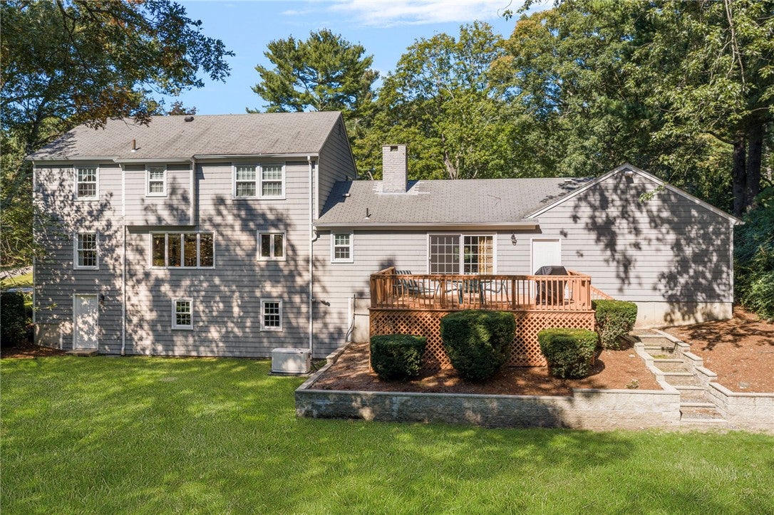 90 Jefferson Drive