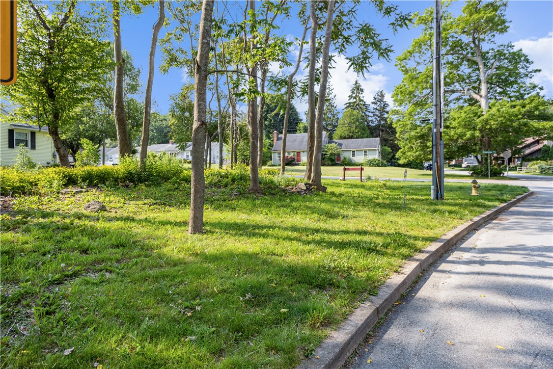 192 Schoolhouse Road