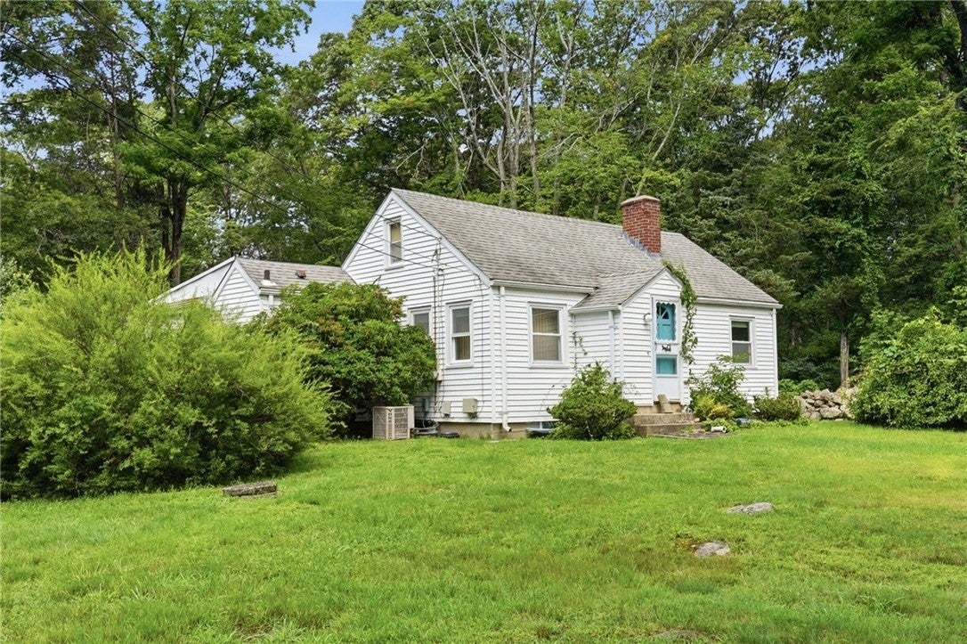 1639 South County Trail