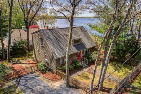74 Acre Avenue Barrington RI 02806