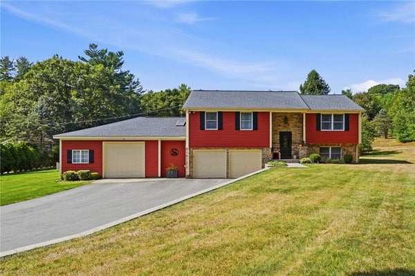 21 WYSTERIA LN, CUMBERLAND, RI 02864 - Image 1bcf3b1ca2ea1702cfb7e5a7cc6ec1f8/3925673919
