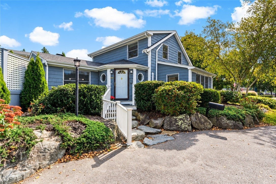 77 Cliff Drive
