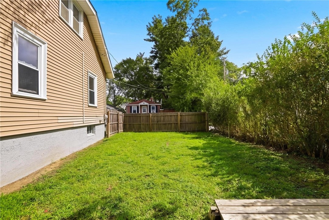 21 Overbrook Avenue