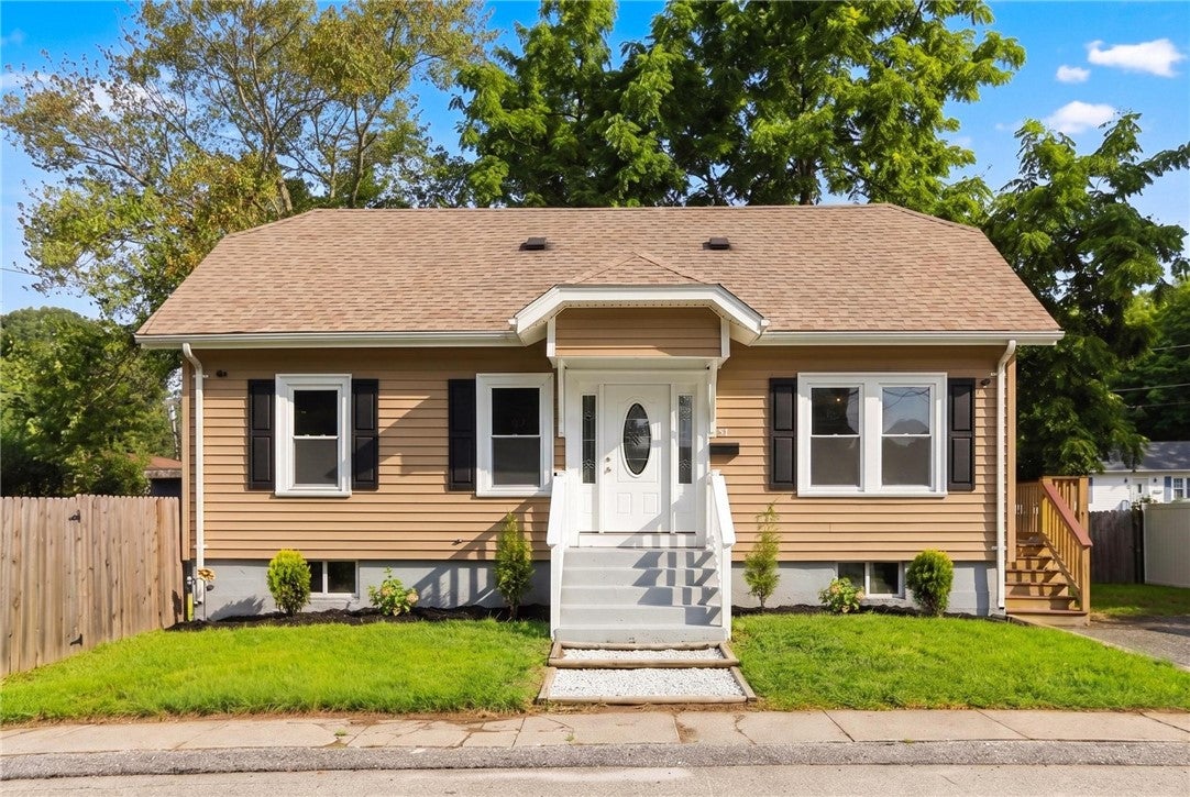 21 Overbrook Avenue