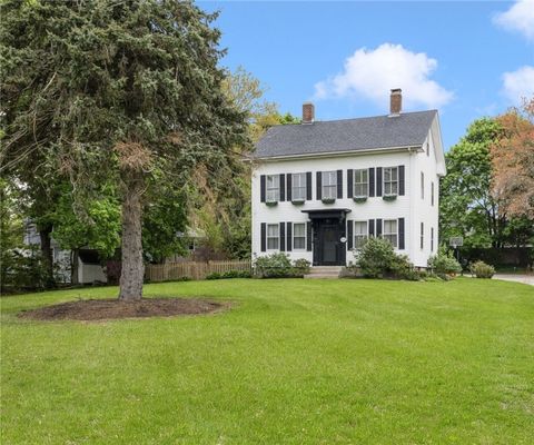 243 Maple Avenue Barrington RI 02806