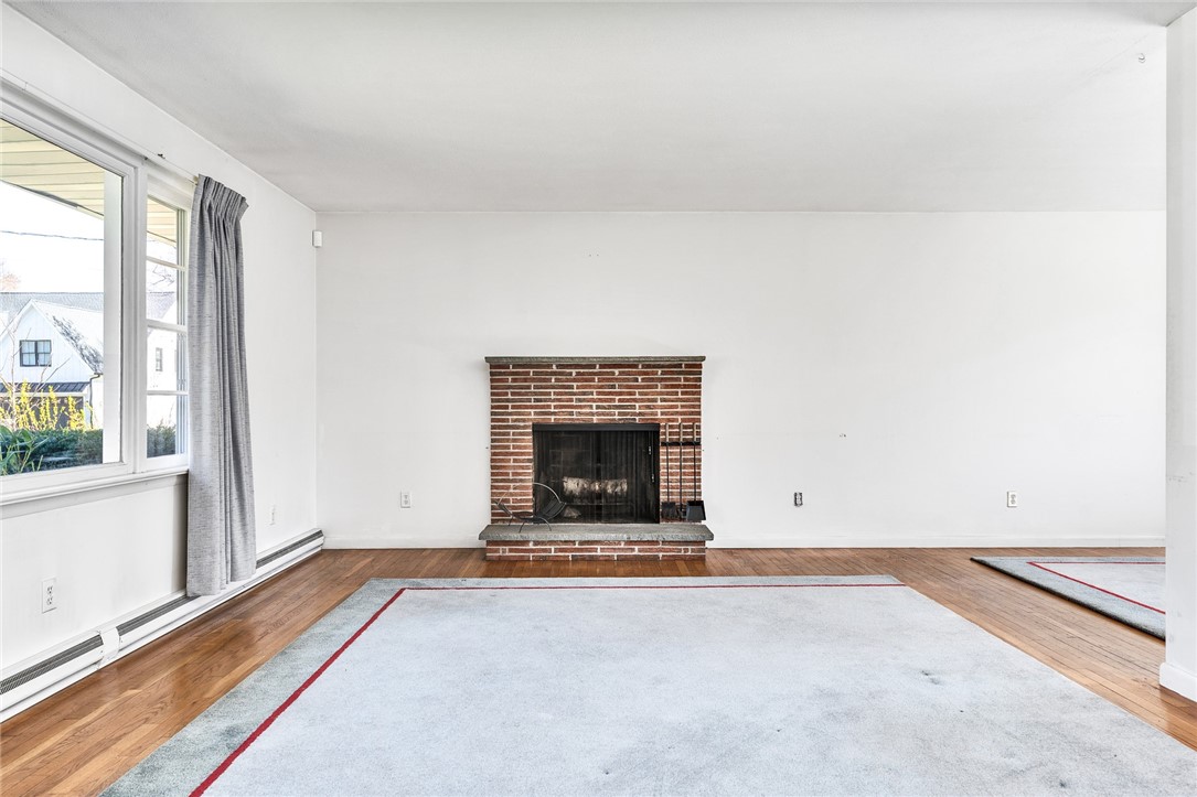 5 Taylor Circle