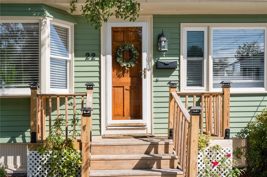 22 Lake Avenue