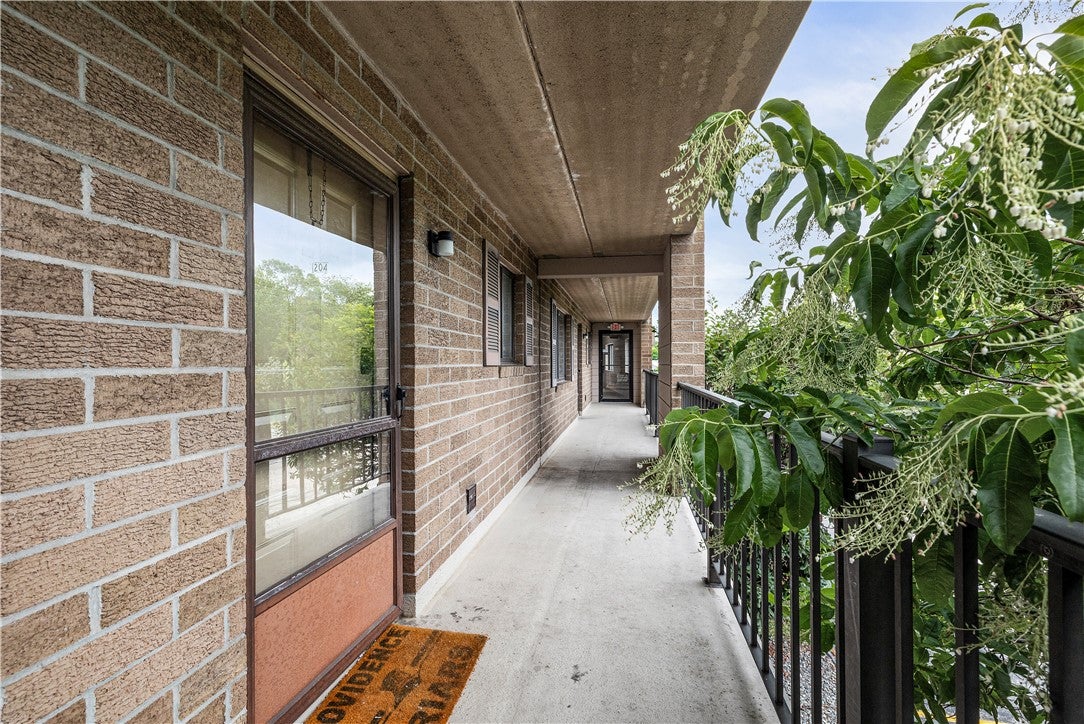 650 East Greenwich Avenue 6-204