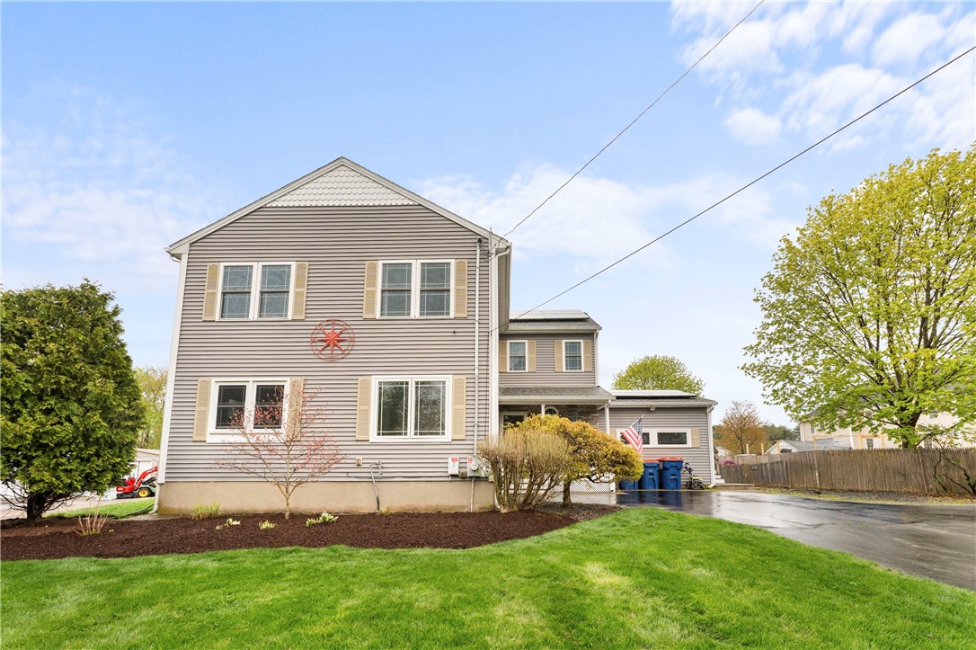 2 Burnside Avenue