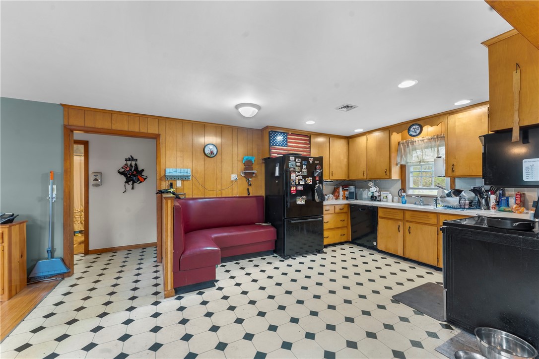 2 Burnside Avenue